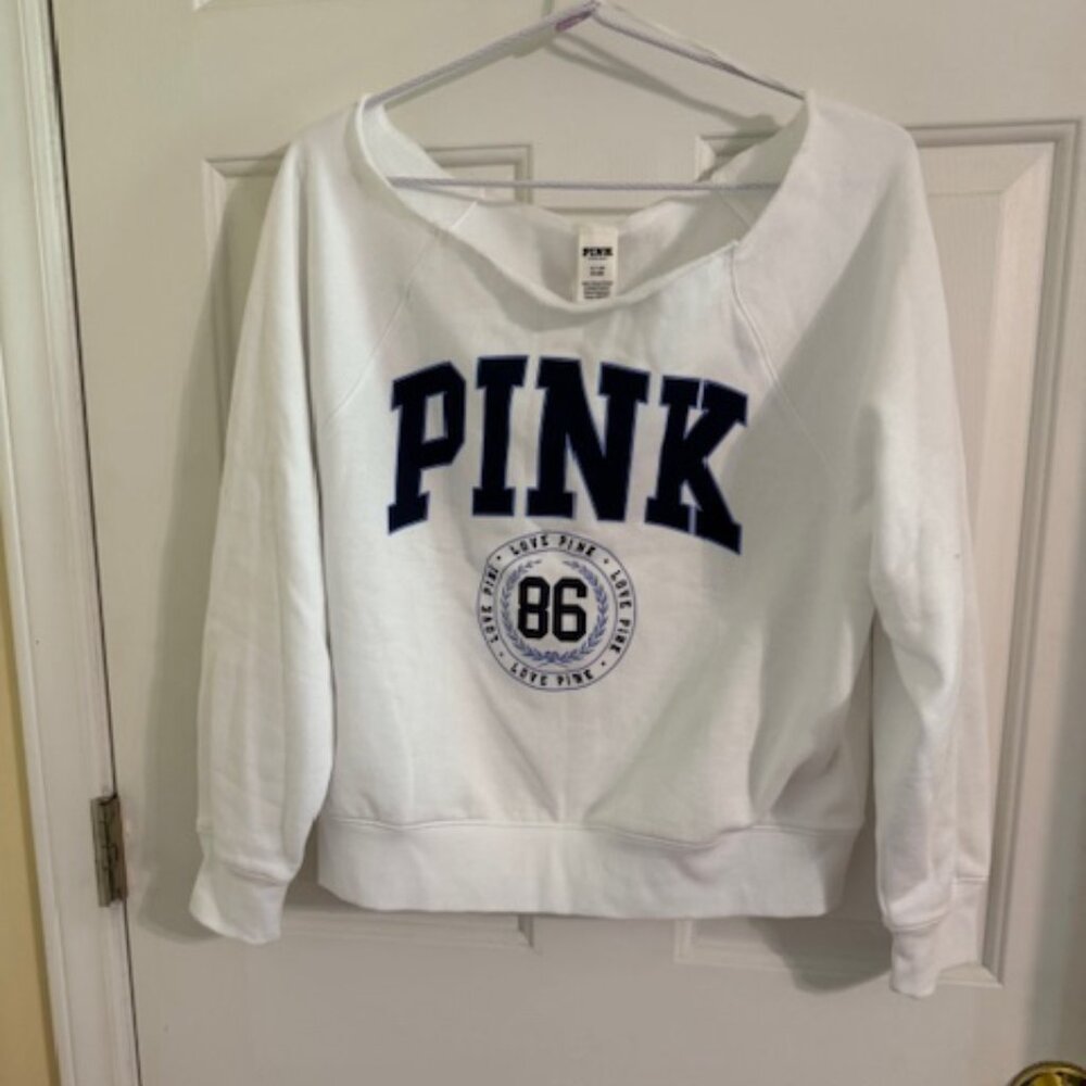 NWT Victoria’s Secret PINK Varsity Off-the-Shoulder Sweatshirt White Blue 86 S
